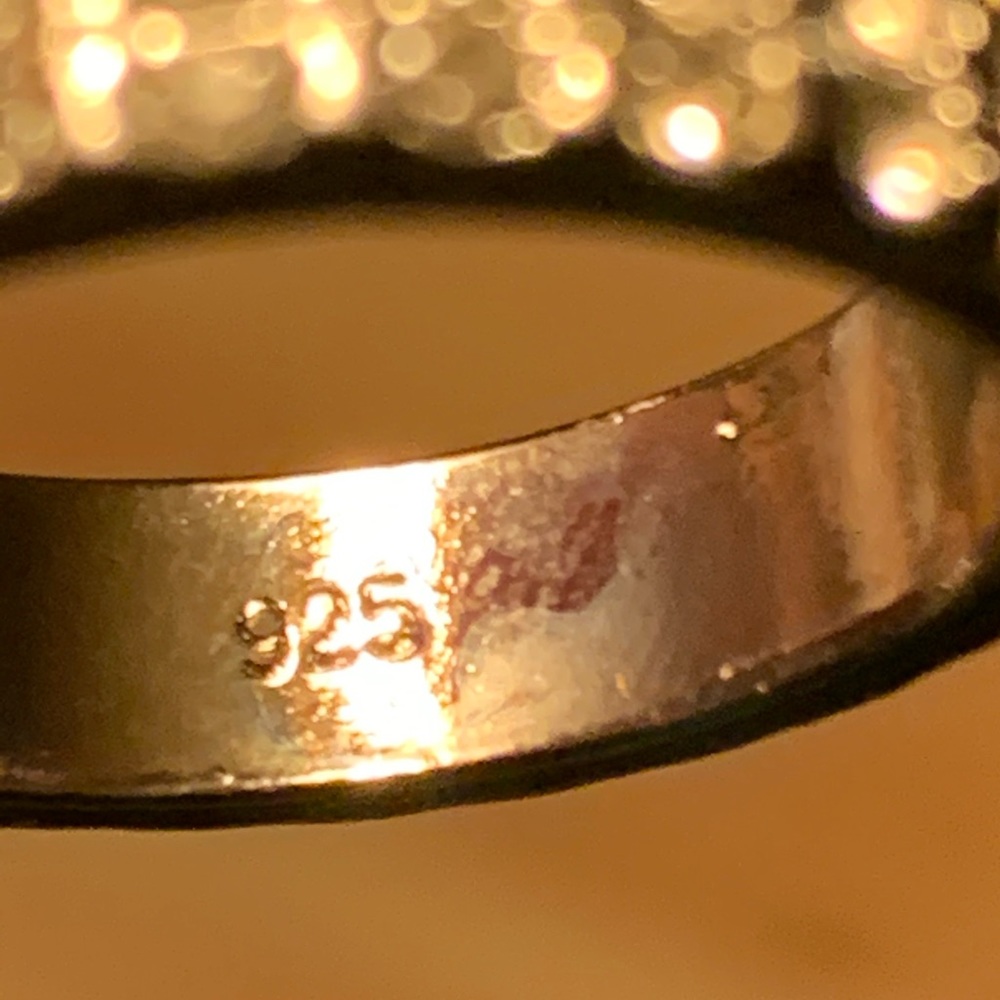 ❗️LAST CHABCE 9/30❗️STERLING SILVER CUBIC ZIRCONIA 3 ROW ETERNITY BAND - Picture 10 of 10